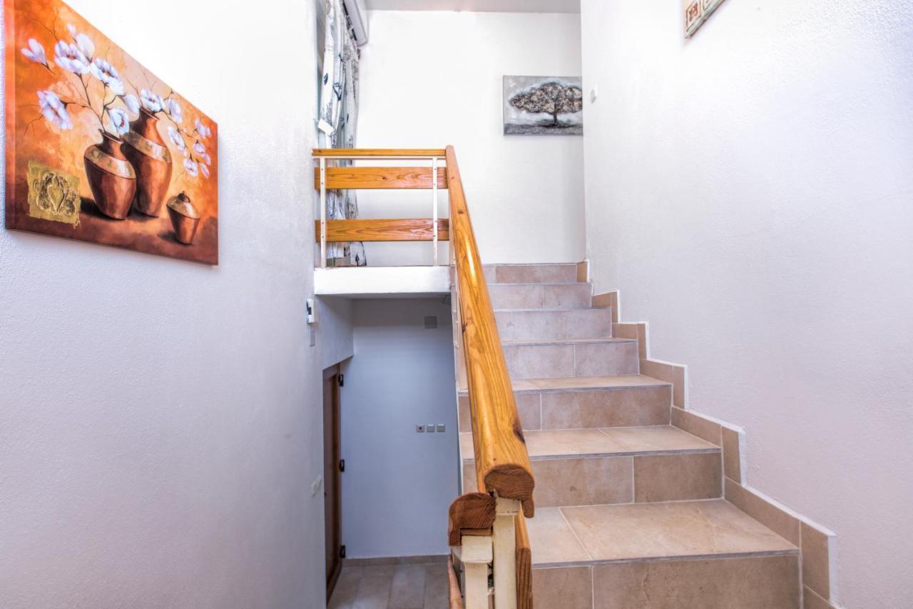 הוילה Luxury House צזריקה מראה חיצוני תמונה