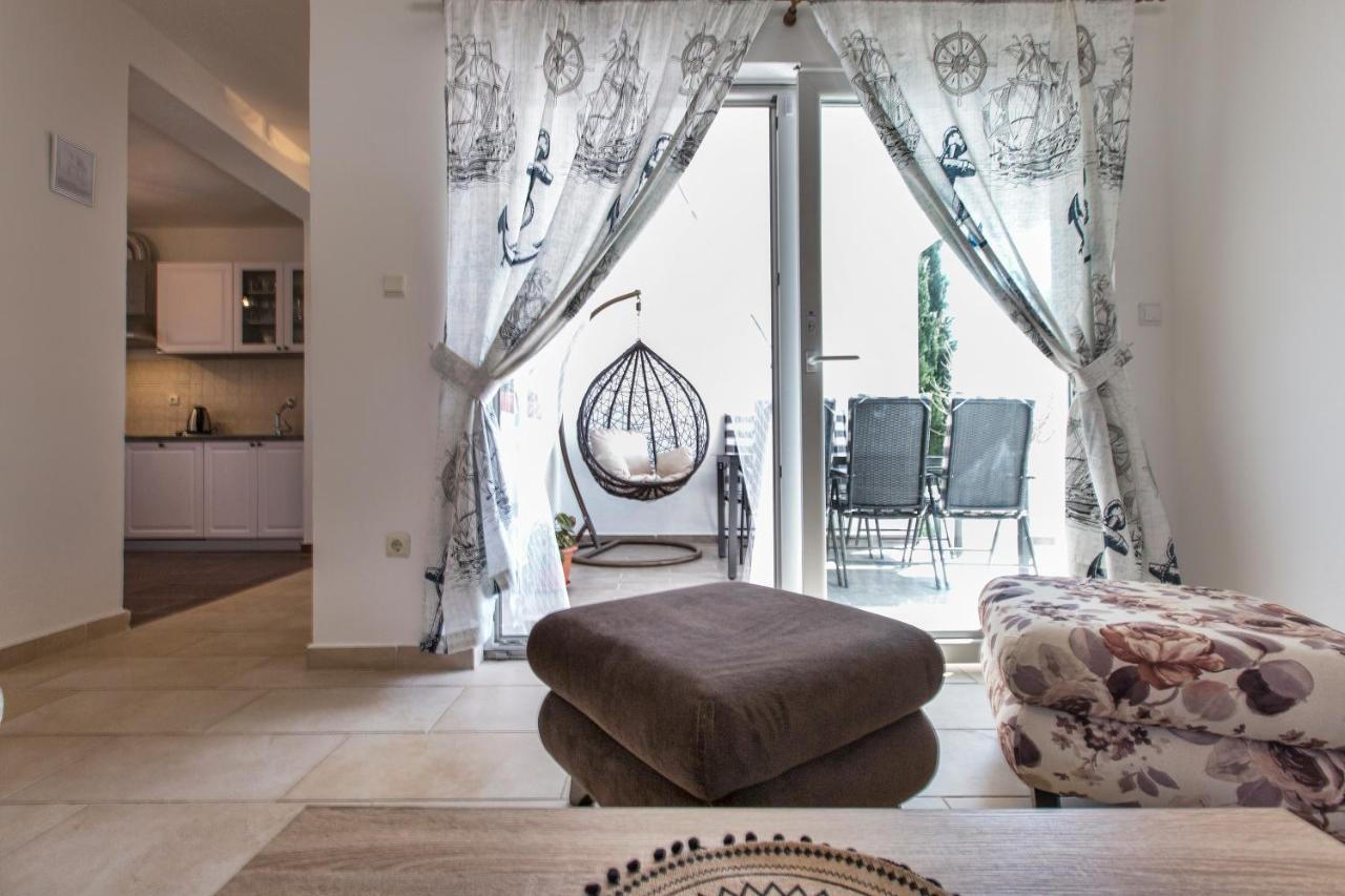 הוילה Luxury House צזריקה מראה חיצוני תמונה